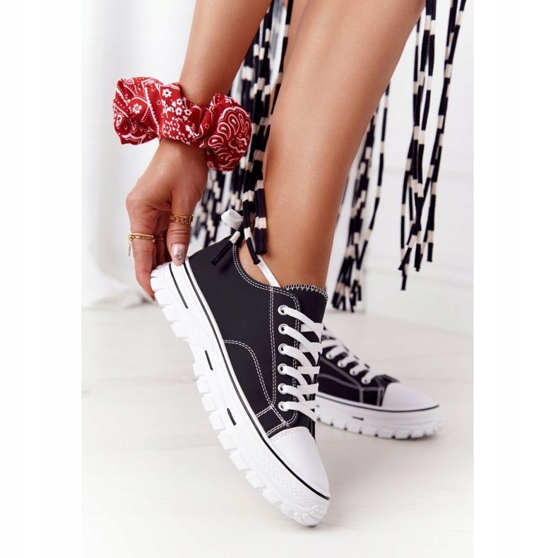 Adidași clasici pentru femei Negru Simțindu-se bine alb 2