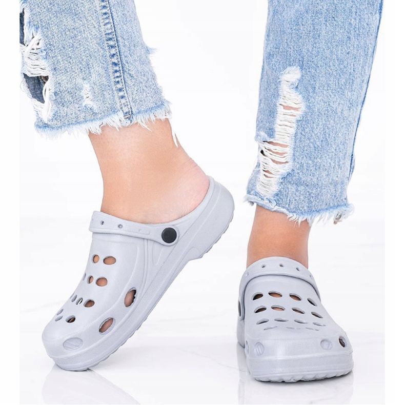 Papuci gri kroks pentru femei Karolinos 1