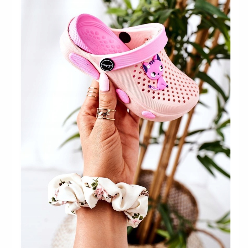 Papuci roz Crocs pentru copii Olivia 2