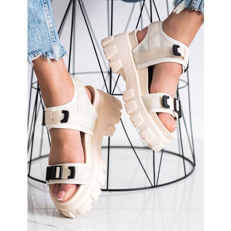 Seastar Sandale pe platformă cu catarame bej 1