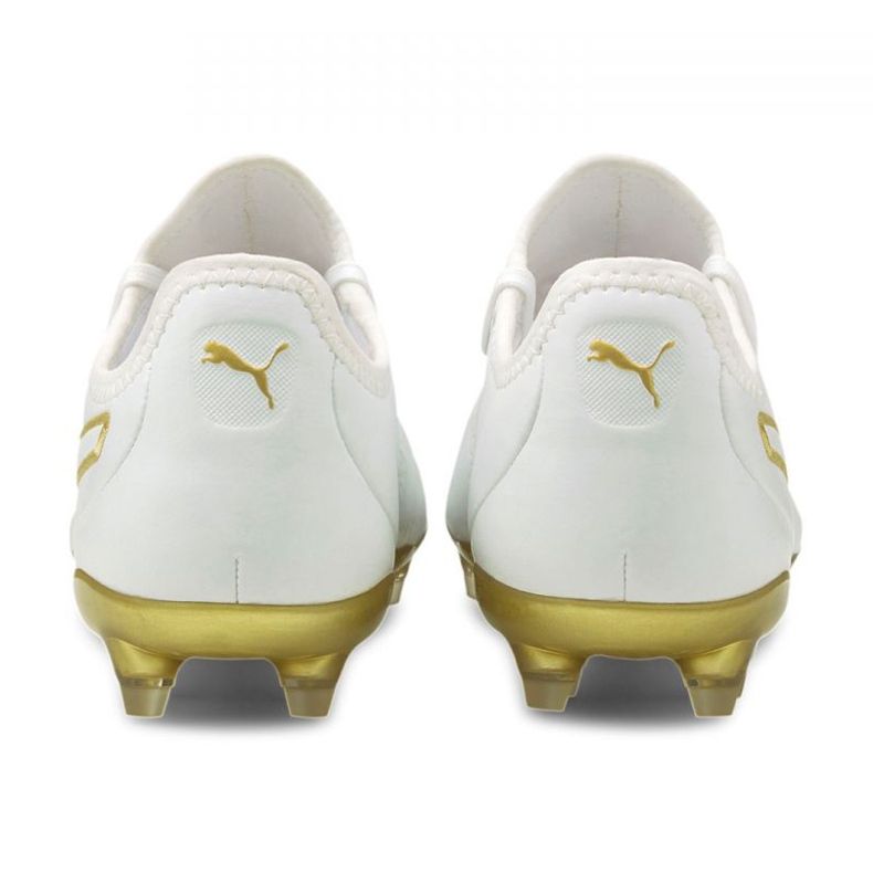 Ghete de fotbal Puma King Pro M Fg 09 alb alb 1 Ghete de fotbal Puma King Pro M Fg 09 alb alb 1