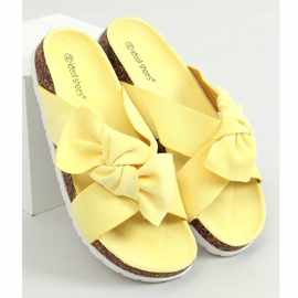 Papuci galbeni din plută 7853 Galbeni 1