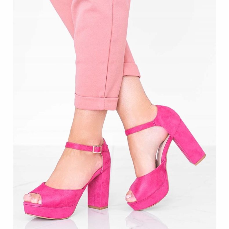 Sandale roz pe platforma Swing 1