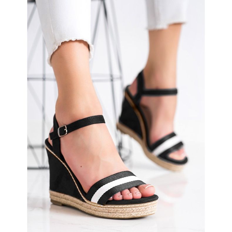 Kayla Sandale cu toc negru 1 Kayla Sandale cu toc negru 1