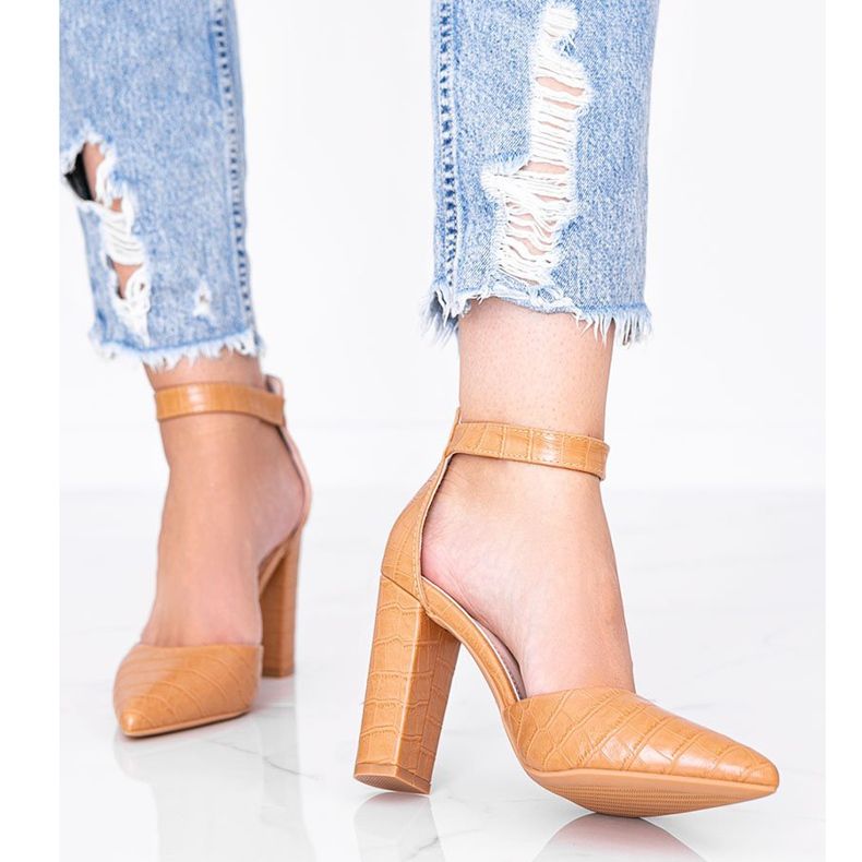 Pompă de cămilă pe stâlp în modelul de piele de crocodil Glamour maro 1