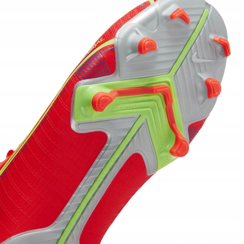 Pantof de fotbal Nike Mercurial Superfly 8 Academy Mg Jr CV1127 600 roșu 7