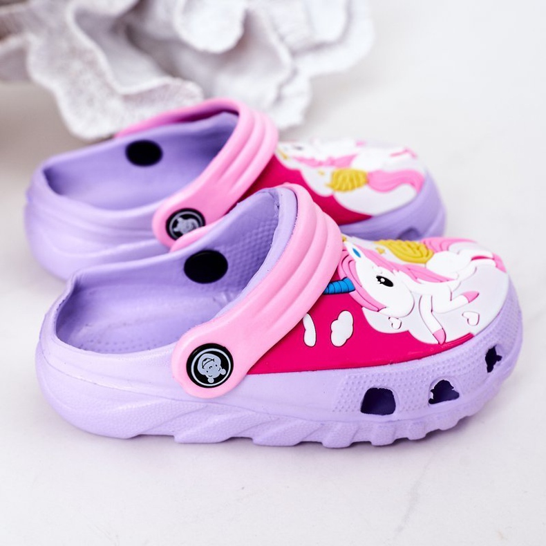 Papuci de spumă pentru copii Crocs Violet Pink Oscar roz 1