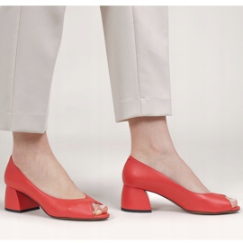 Marco Shoes Pompe din piele roșie 1576P cu toc stabil roșu 1