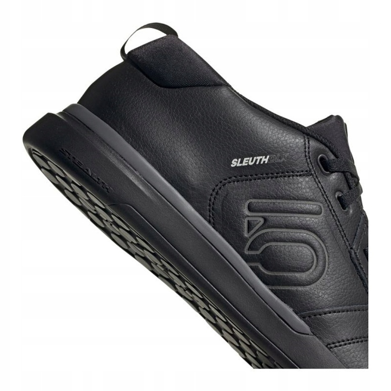 Pantofi Adidas Sleuth Dlx Mid M G26487 negru 2