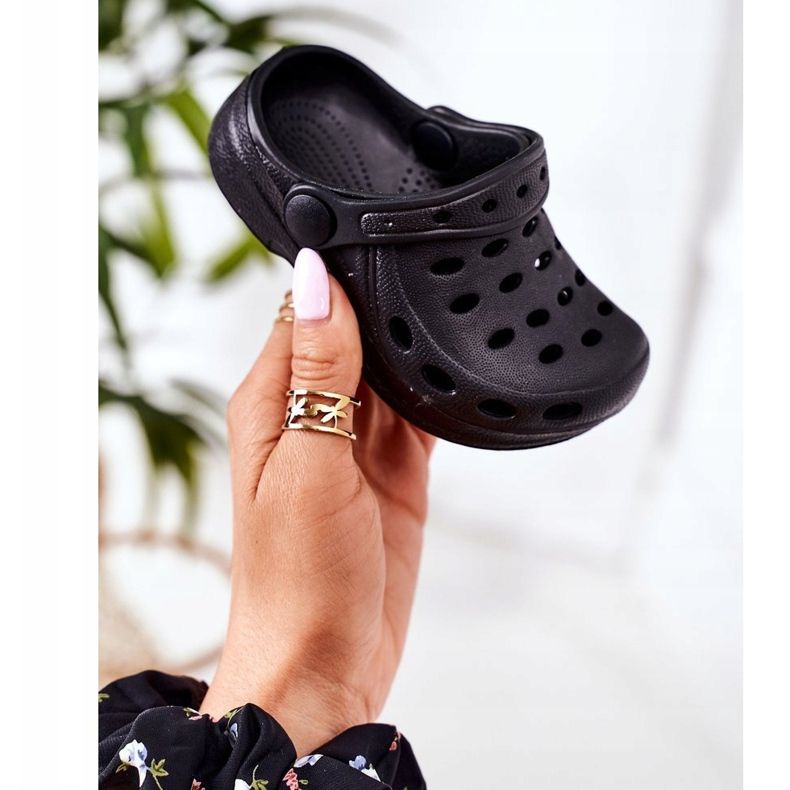 Papuci pentru copii Foam Crocs Black Lucas negru 1