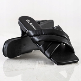 Mannika Papuci confortabili din piele ecologică negru 1