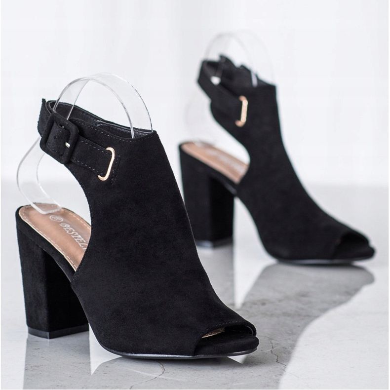 Bestelle Sandale închise cu cataramă negru 1