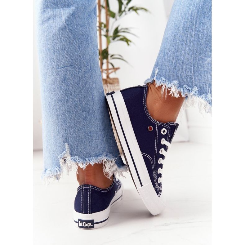 Adidași de damă Lee Cooper LCW-21-31-0095L Blue Navy alb albastru marin 2