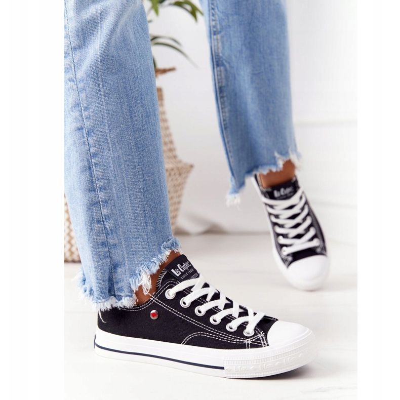 Tenisi Lee Cooper LCW-21-31-0097L negri pentru femei alb negru 1