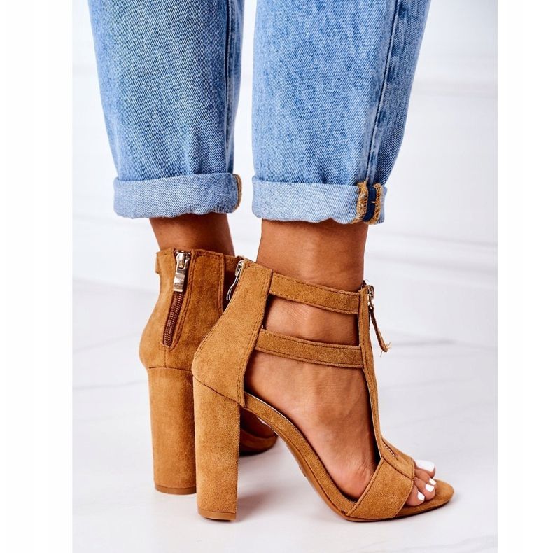 PS1 Sandale din piele de căprioară pe un bar de nebunie de cămilă maro 2 PS1 Sandale din piele de căprioară pe un bar de nebunie de cămilă maro 2