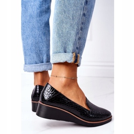 Pantofi lăcuți pe pană Vinceza 10675 Negru 1