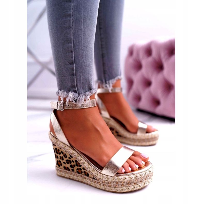 Sandale de damă Lu Boo On a Wedge In Shen Golden Shiran de aur 4