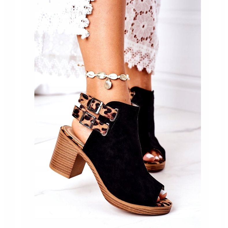 Sandale din piele de căprioară pe un bar Lu Boo Leopard negru maro 2