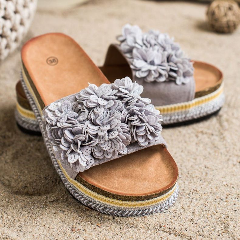 SHELOVET Papuci Pe Platforma Cu Ornament gri 1