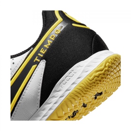 Pantofi de fotbal Nike React Legend 9 Pro Ic M DA1183-107 multicolor alb 1 Pantofi de fotbal Nike React Legend 9 Pro Ic M DA1183-107 multicolor alb 1