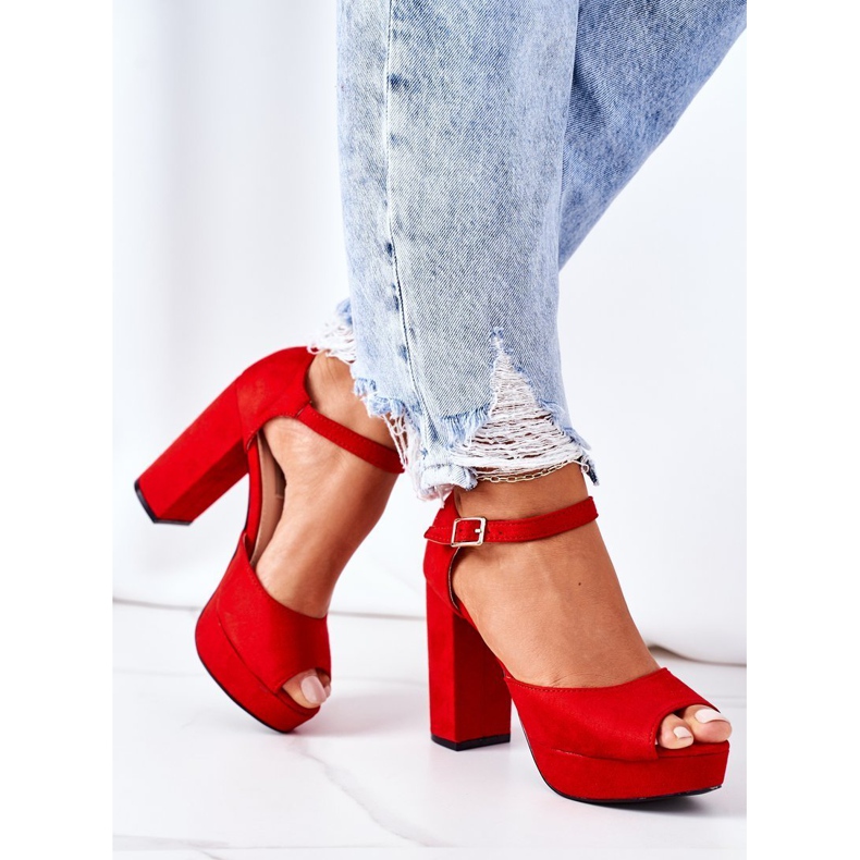 PW1 Sandale din piele de căprioară pe o bară roșie Silvia roșu 1