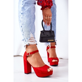 PW1 Sandale din piele de căprioară pe o bară roșie Silvia roșu 2