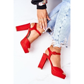 PW1 Sandale din piele de căprioară pe un bar Camilia roșu roşu 1