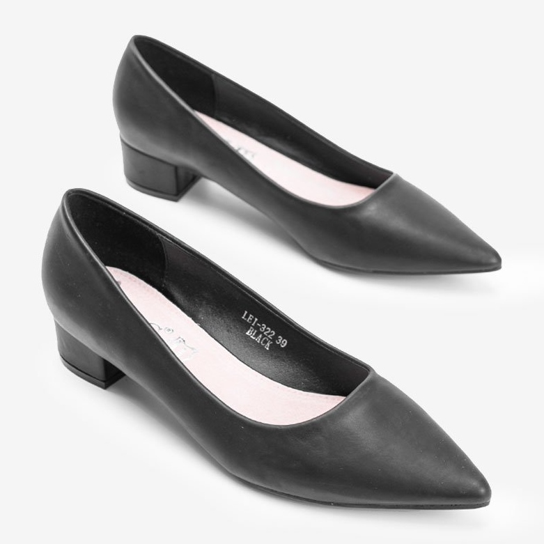 Pompe negre pe stâlpul Zafira jos negru 1