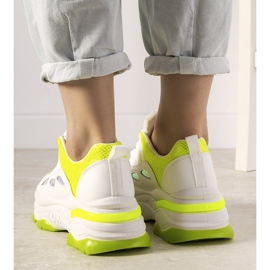Adidași albi cu inserții neon Far Away 1