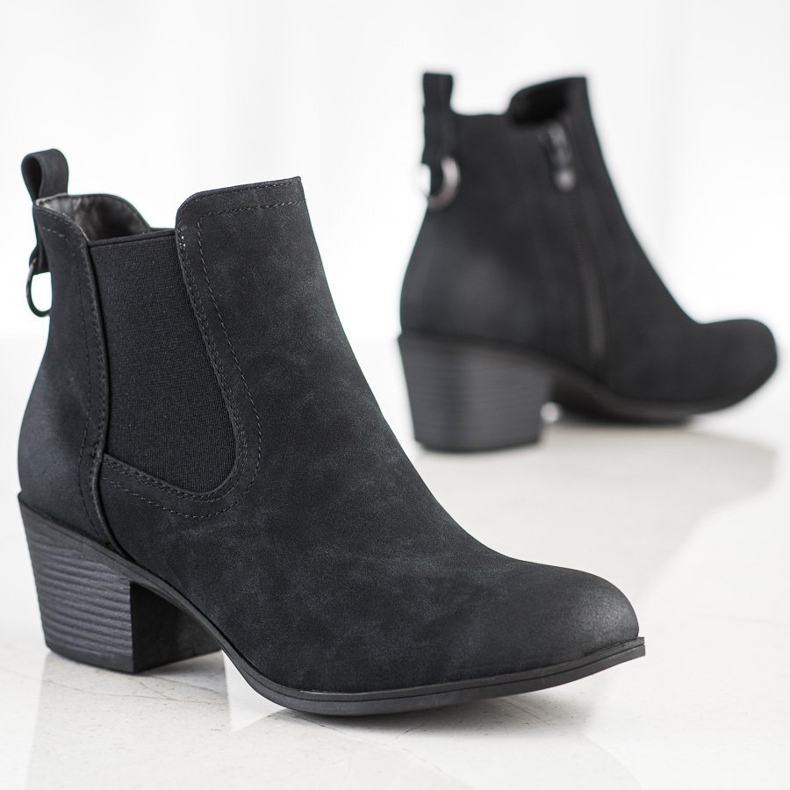 J. Star Cizme confortabile pe un post jos negru 1