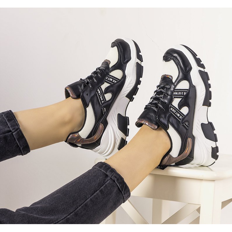 Adidași negri cu inserții holografice Allison negru 1 Adidași negri cu inserții holografice Allison negru 1