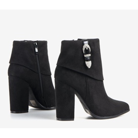 Cizme elegante negre pe stâlpul Esgle negru 1 Cizme elegante negre pe stâlpul Esgle negru 1