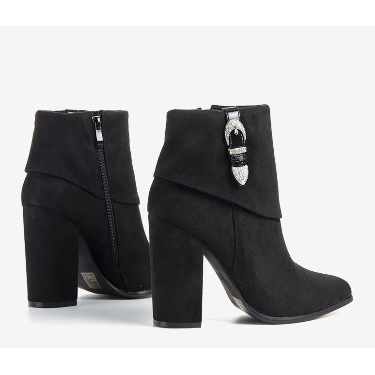 Cizme elegante negre pe stâlpul Esgle negru 1 Cizme elegante negre pe stâlpul Esgle negru 1