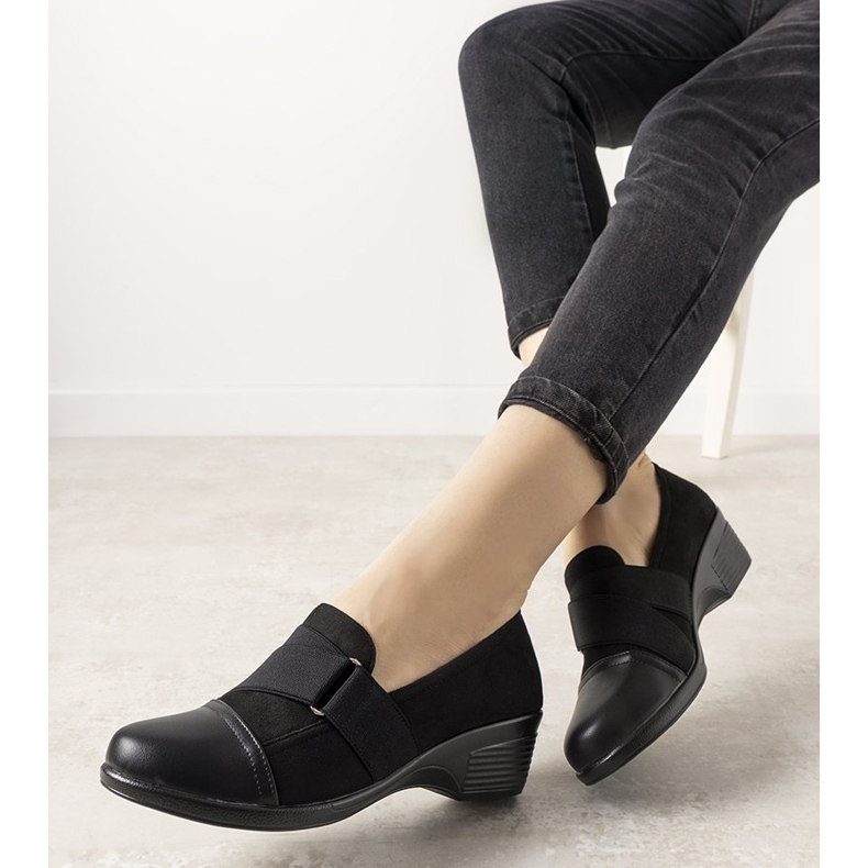 Pantofi negri cu cordon Mai bine negru 1 Pantofi negri cu cordon Mai bine negru 1