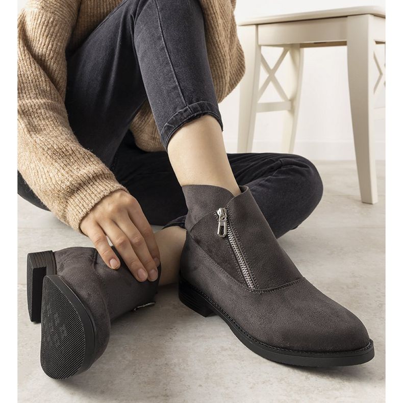 Cizme gri cu toc plat Belados 2