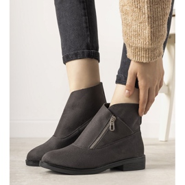 Cizme gri cu toc plat Belados 1