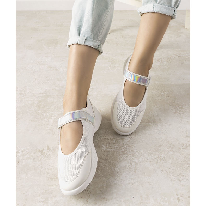 Pantofi sport albi cu inserție holografică Melania 1