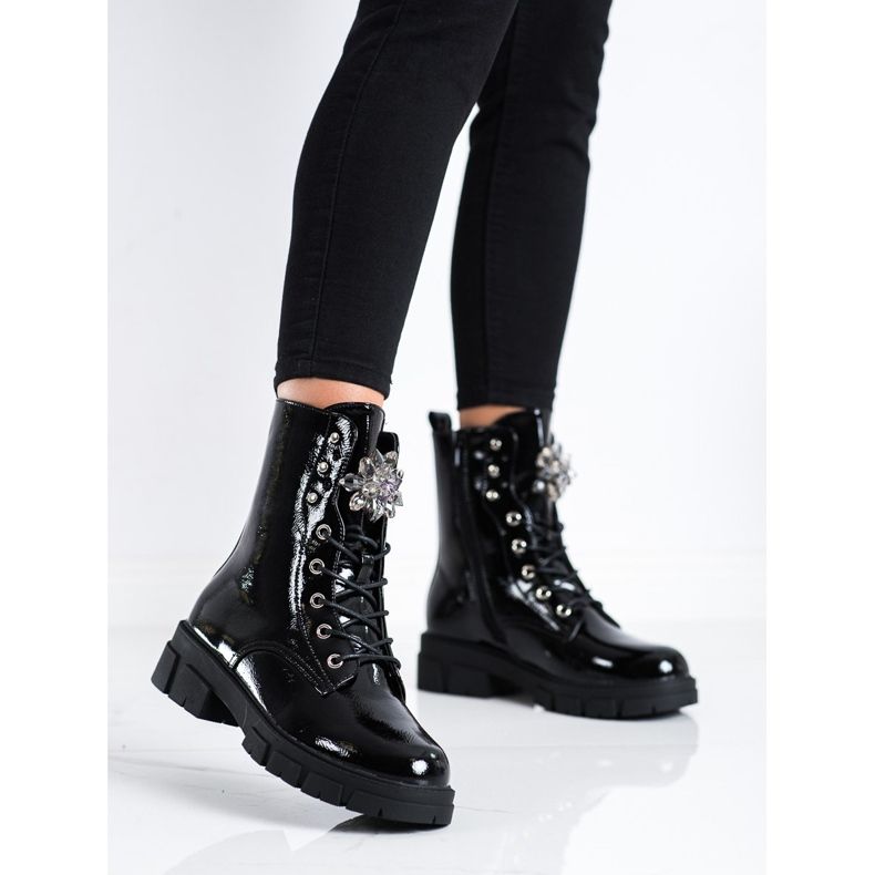 S. BARSKI Muncitori cu un ornament de cristal de S.BARSKI negru 1