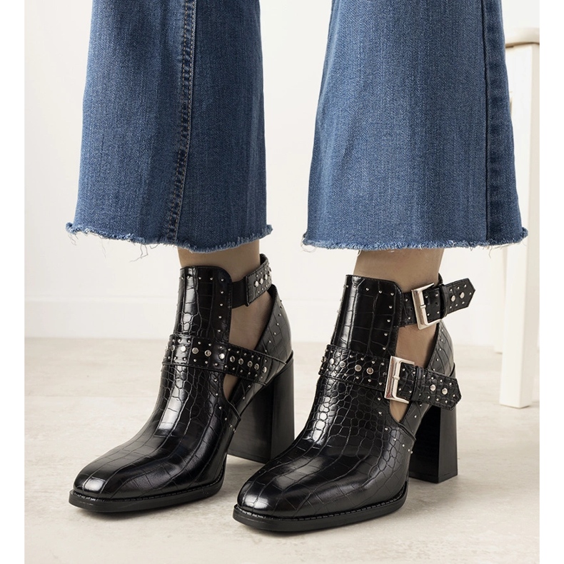 Ghete negre cu un motiv Minunat de piele de crocodil negru 1