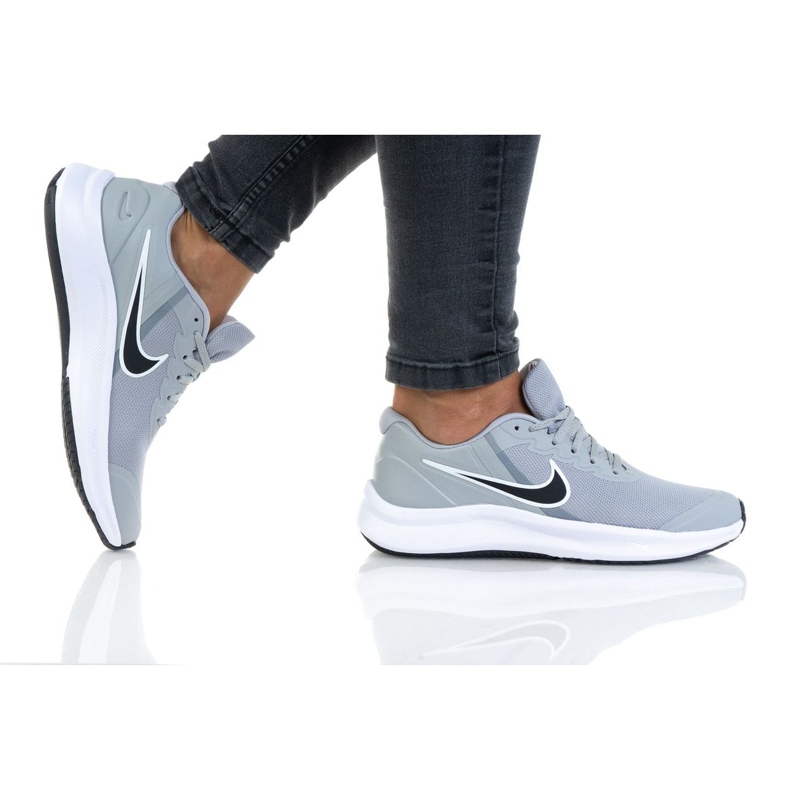 Pantofi Nike Star Runner 3 (GS) W DA2776-005 gri 1 Pantofi Nike Star Runner 3 (GS) W DA2776-005 gri 1