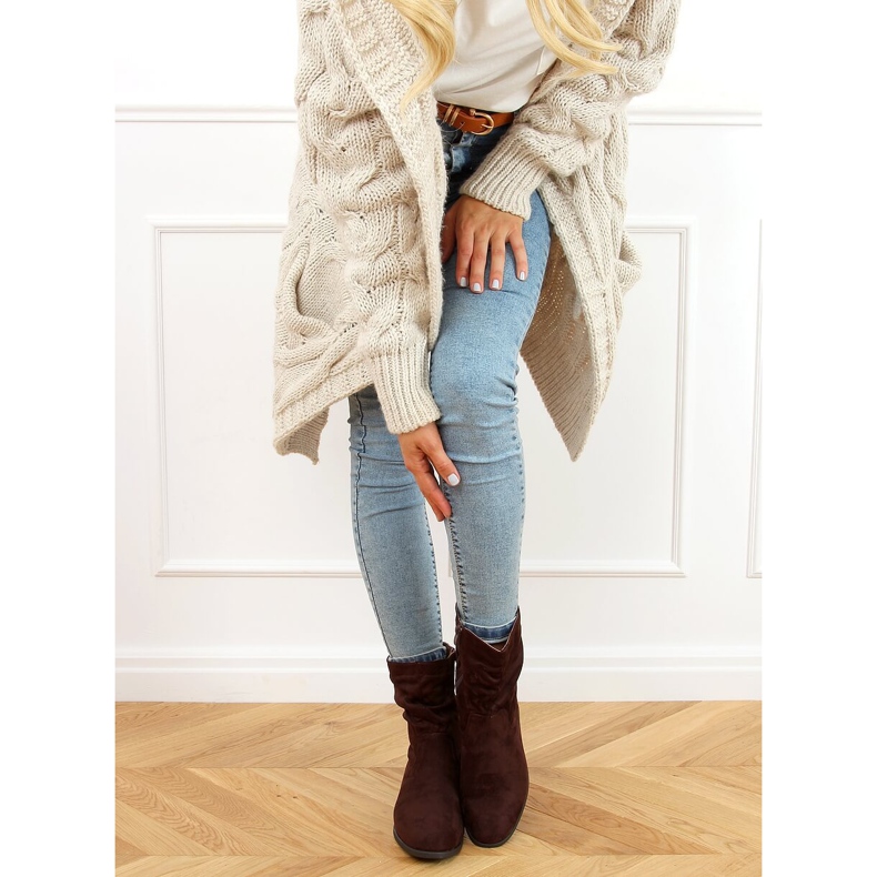 Ghete plate cu ciucuri maro B0-330 Maro 1 Ghete plate cu ciucuri maro B0-330 Maro 1