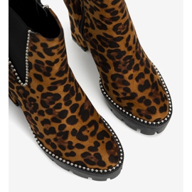 Cizme maro pe stâlp în model leopard Leo 1