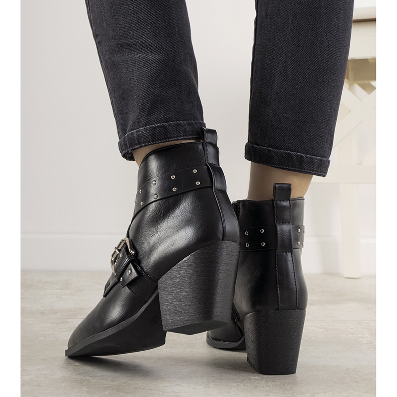 Cizme negre Jodhpur cu cataramă și știfturi Rubio negru 1 Cizme negre Jodhpur cu cataramă și știfturi Rubio negru 1