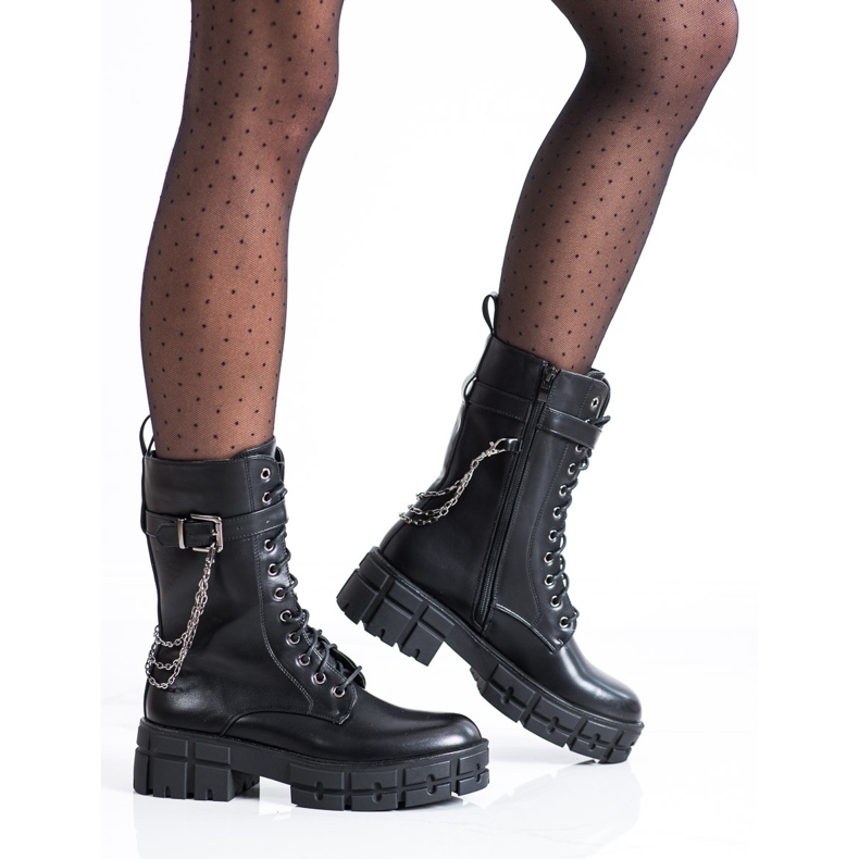 Seastar Muncitori înalți cu un lanț negru 2