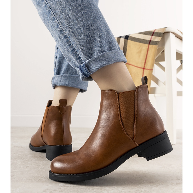 Cizme plate de cămilă pentru femei Guliet maro 1