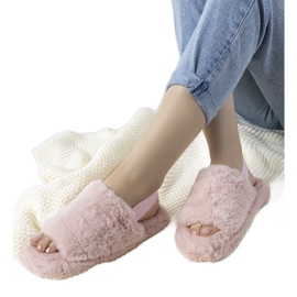Papuci de damă roz cu bandă elastică și blană Fierro 1