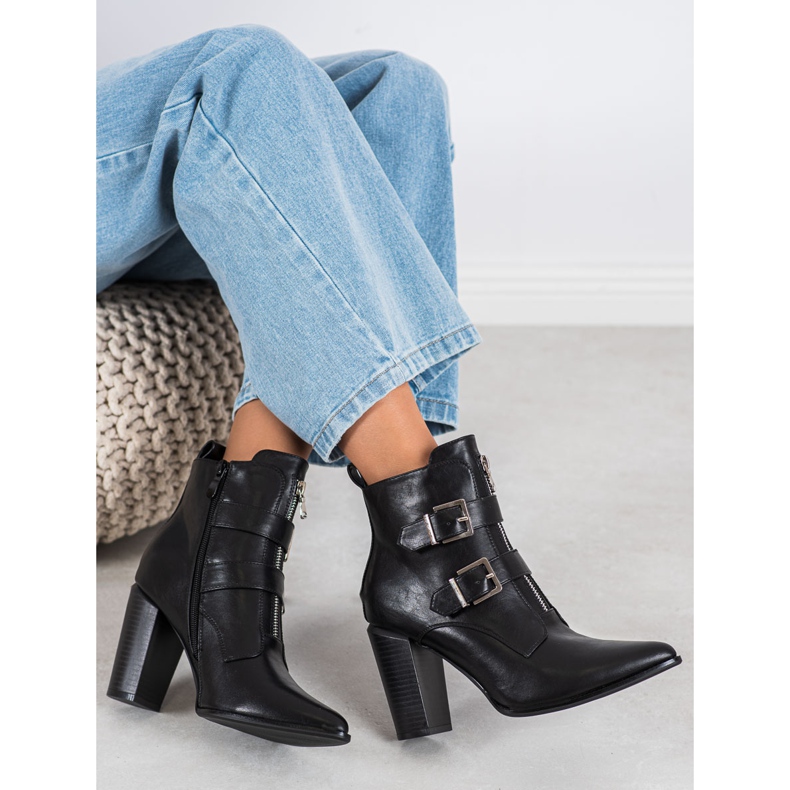 Cizme elegante în Spitz VINCEZA negru 1 Cizme elegante în Spitz VINCEZA negru 1