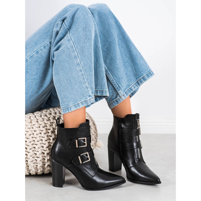 Cizme elegante în Spitz VINCEZA negru 2 Cizme elegante în Spitz VINCEZA negru 2