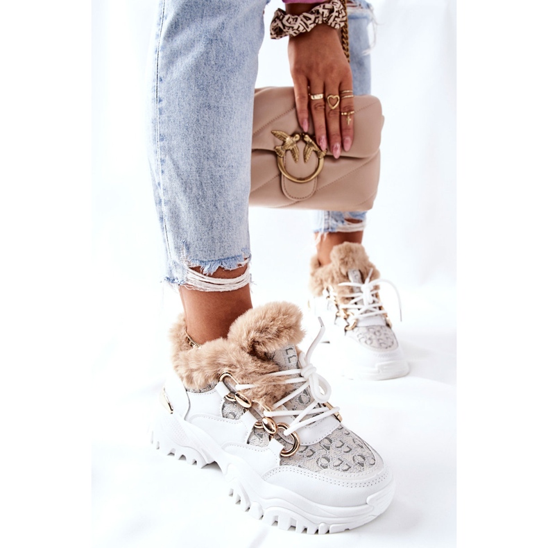 Încălțăminte izolată sport pentru femei Bătăi inimii albe 1 Încălțăminte izolată sport pentru femei Bătăi inimii albe 1