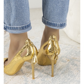 Pini de aur cu decupaje decorative Permewan 1 Pini de aur cu decupaje decorative Permewan 1